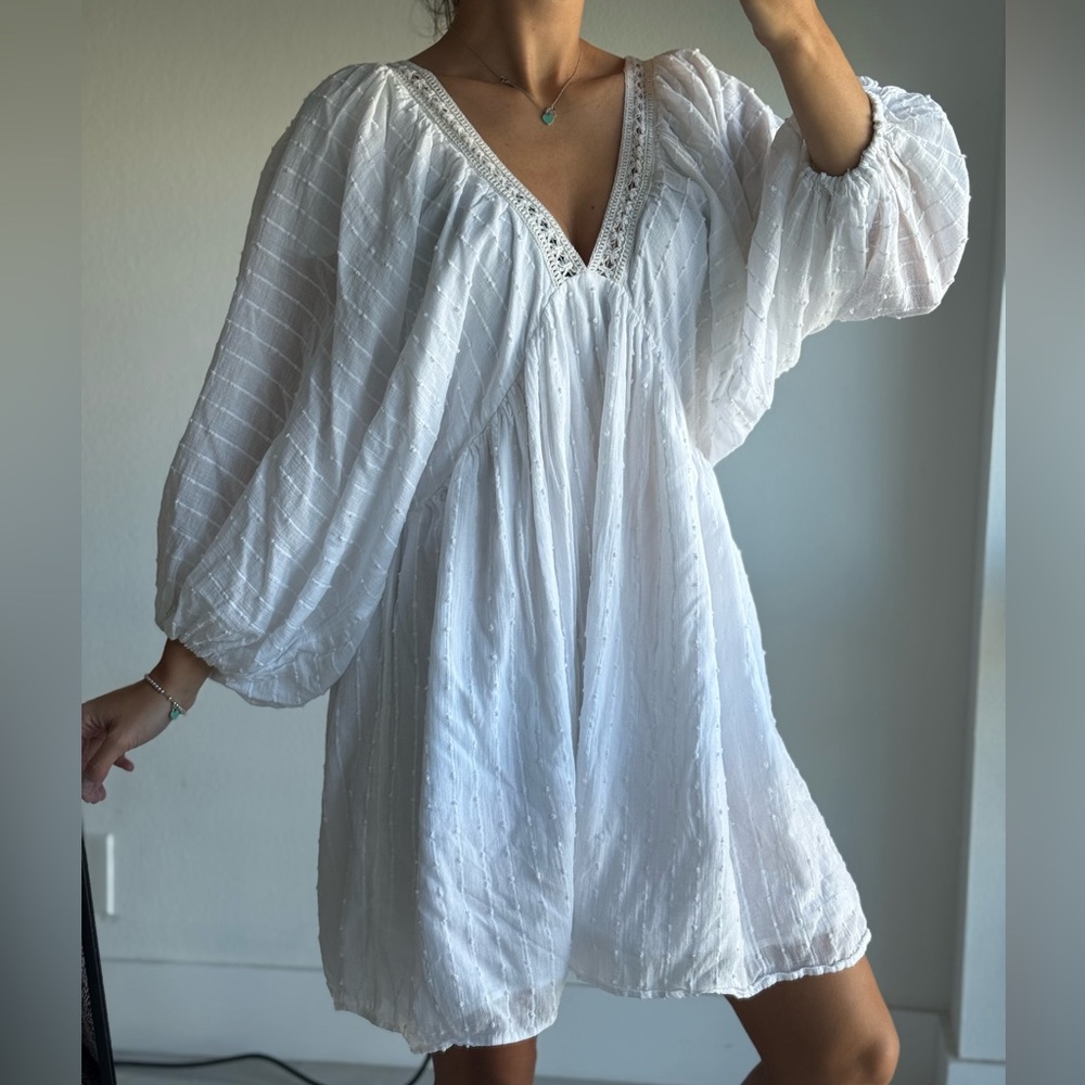 H&M white Lace Detail Dress